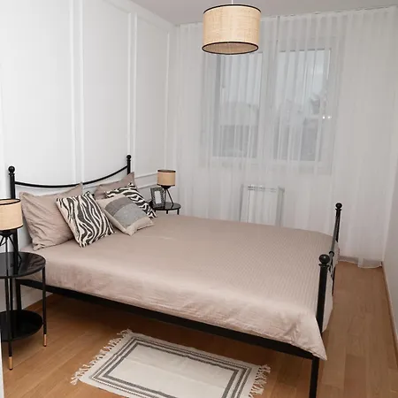 Birkin Casa- Prime Location *